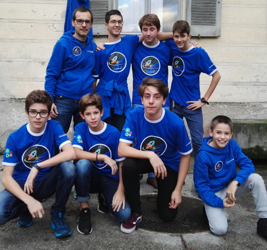 Per la stagione FLL 2018/19, il team Smilebots è composto  da

Davide, Pietro, Damiano, Federico, Matteo, Giacomo e la mascotte Giulio.